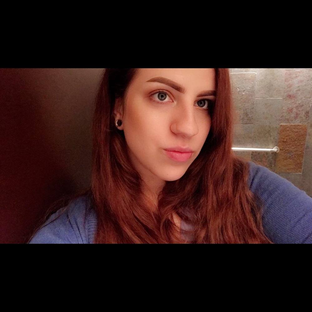Meet your Posher, Erica
